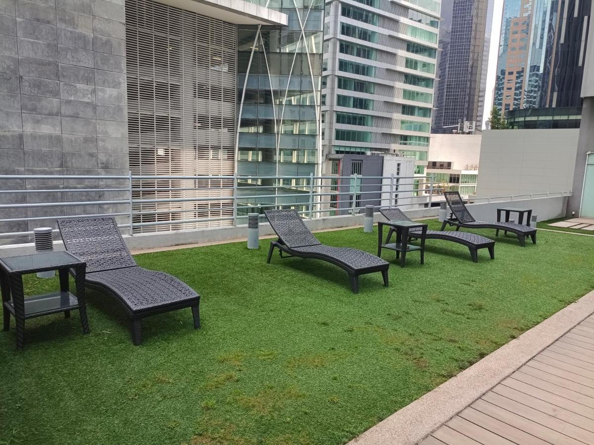 Soho Suites Klcc By Rt Group Kuala Lumpur Exterior photo